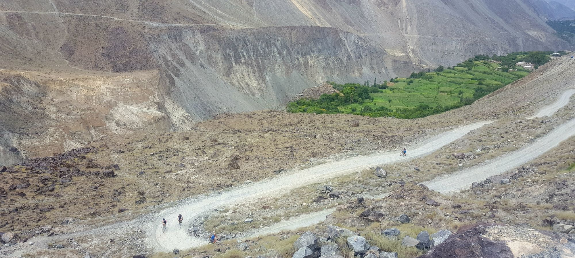 cycling The Karakoram highway 