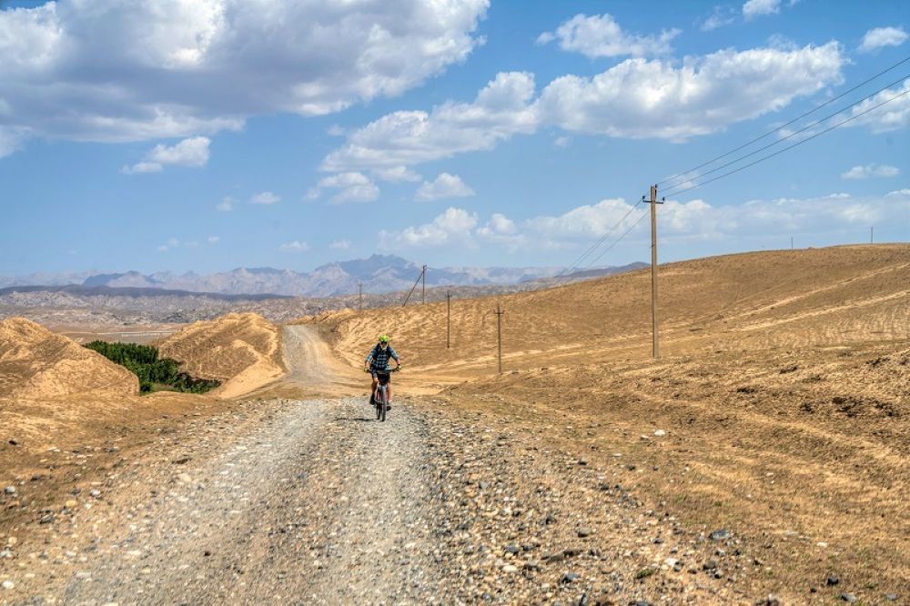 Cycle Uzbekistan on the Uzbekistan cycling tour
